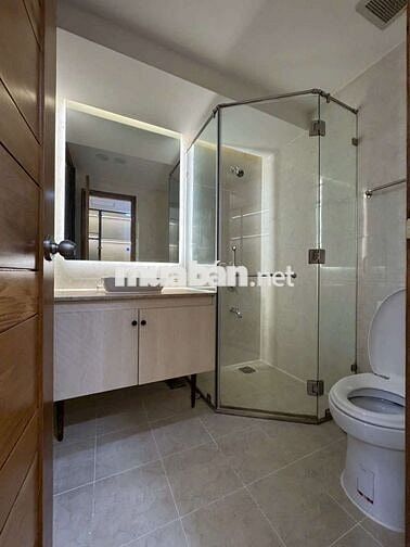(14 tỷ)- Cực hiếm-góc 222- Dt hiếm 8m×17m- 3 lầu đẹp - HXH thoải mái