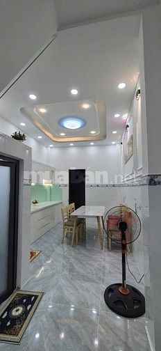 Bán nhà 1Trệt, 1lầu, ST,75m2. Căn góc 3 mặt tiền hẻm 184 Lưu Hữu Phước