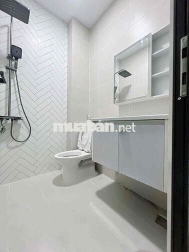 🏡 CĂN GÓC HẺM XE HƠI KHÁNH HỘI Q4 – 3 TẦNG - 4 PHÒNG NGỦ 🏡