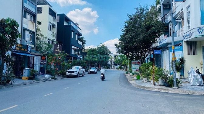 Bán nhà mặt đường Cao Đức Lân An Phú An Khánh Q2 gần Trường Học 160m2