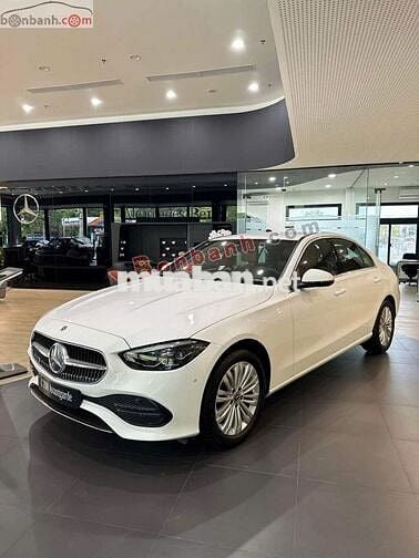 Mercedes Benz C200 Avantgarde 2025