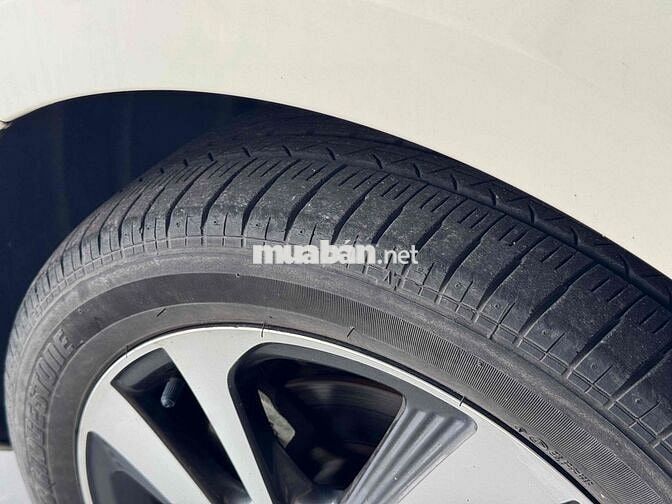 Toyota Yaris 2021 1.5G CVT - 32000 km