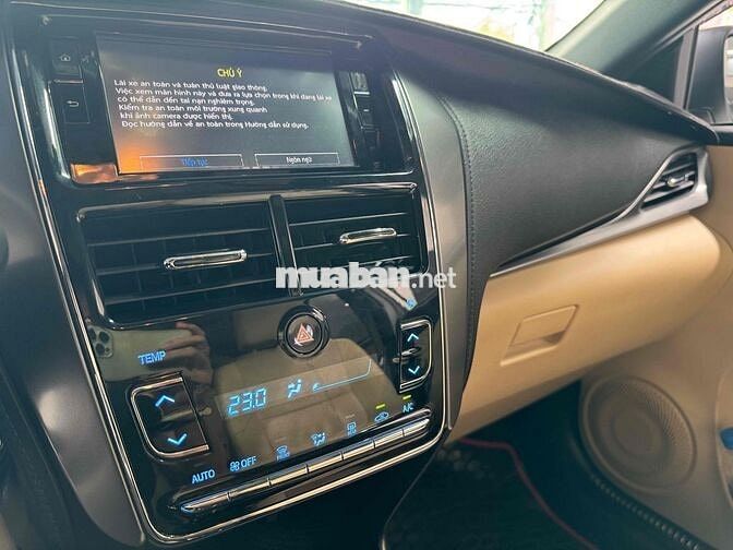 Toyota Yaris 2021 1.5G CVT - 32000 km