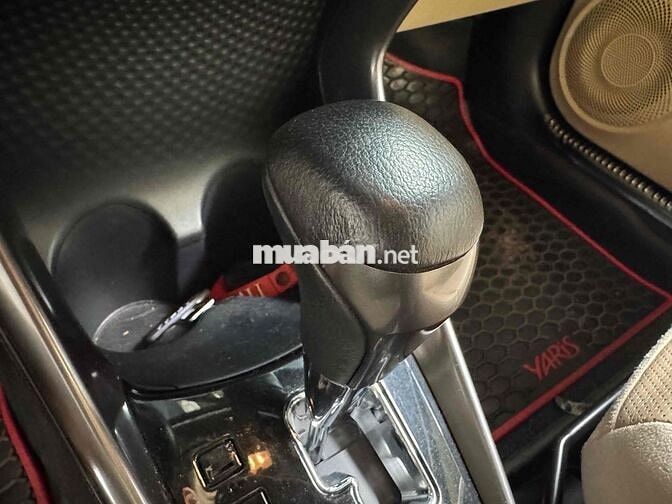 Toyota Yaris 2021 1.5G CVT - 32000 km