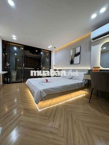 (14 tỷ)- Cực hiếm-góc 222- Dt hiếm 8m×17m- 3 lầu đẹp - HXH thoải mái