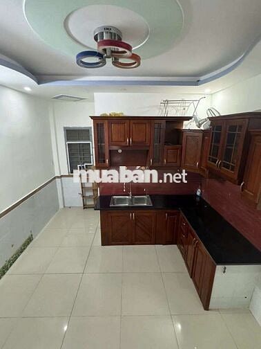 Cho thuê nhà hẻm thông 2PN 2WC Phan Văn Trị P10