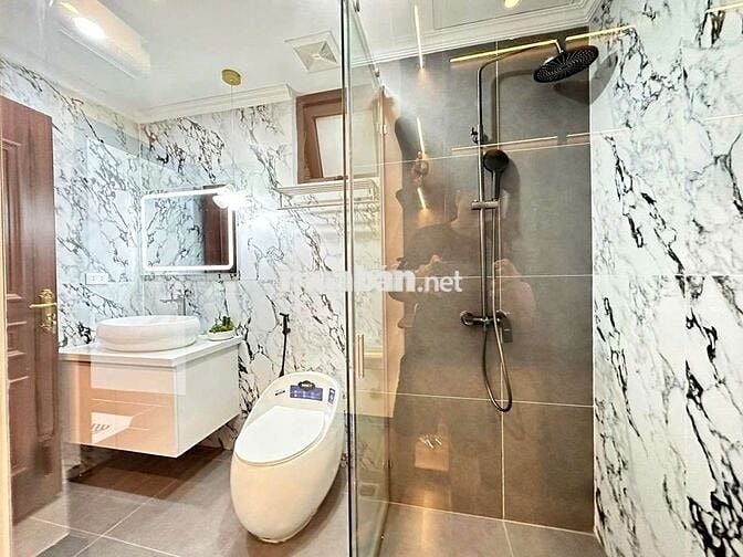 BÁN NHÀ PHỐ GIẢNG VÕ 17,8TỶ THÔNG TẦNG THOÁNG TRƯỚC XAU, NỘI THẤT SỊN