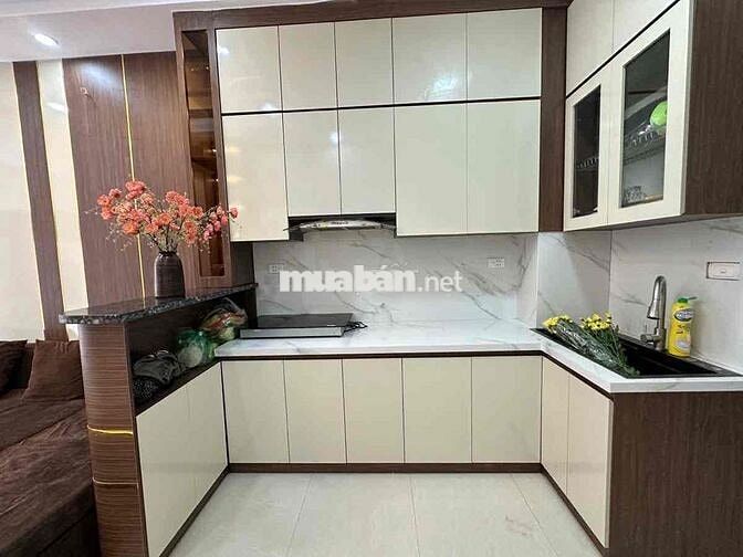 Nhà Mới Ba Đình 40m2 - 5 Tầng - Ngõ Thông - Kinh Doanh - Gần Ô Tô