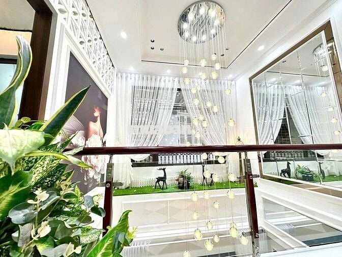 BÁN NHÀ PHỐ GIẢNG VÕ 17,8TỶ THÔNG TẦNG THOÁNG TRƯỚC XAU, NỘI THẤT SỊN