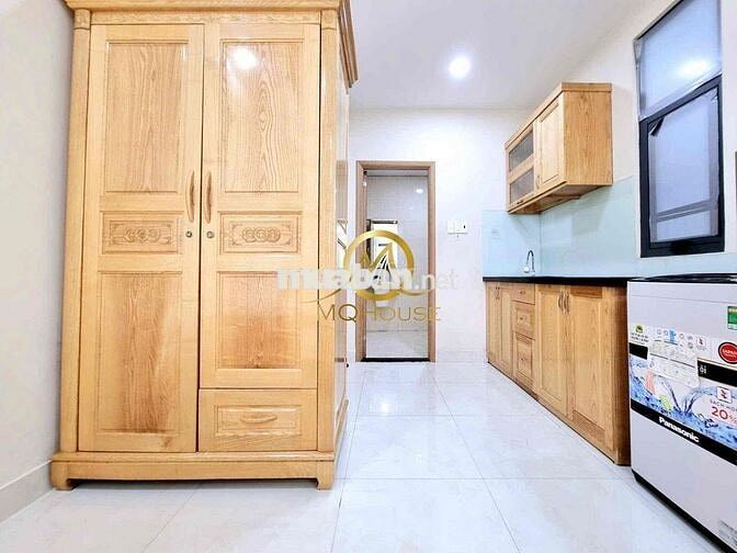 Cho Thuê Căn Studio Ban Công Full Nội Thất Đường Bờ Kè Hoàng Sa Quận 1