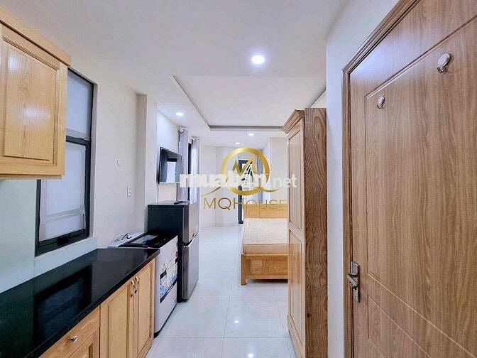 Cho Thuê Căn Studio Ban Công Full Nội Thất Đường Bờ Kè Hoàng Sa Quận 1
