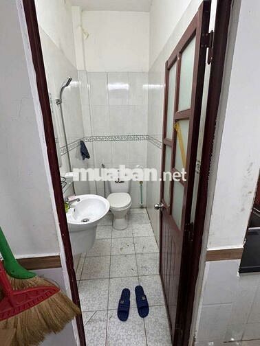 Cho thuê nhà hẻm thông 2PN 2WC Phan Văn Trị P10