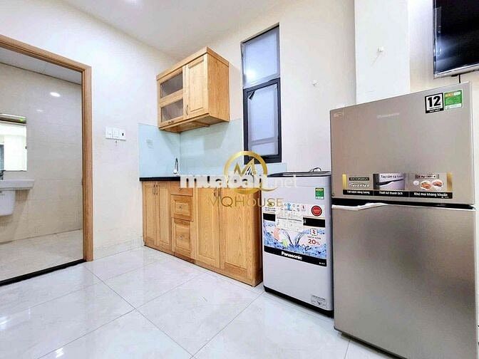 Cho Thuê Căn Studio Ban Công Full Nội Thất Đường Bờ Kè Hoàng Sa Quận 1