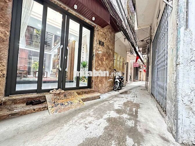 BÁN NHÀ PHỐ GIẢNG VÕ 17,8TỶ THÔNG TẦNG THOÁNG TRƯỚC XAU, NỘI THẤT SỊN BÁN NHÀ PHỐ GIẢNG VÕ 17,8TỶ THÔNG TẦNG THOÁNG TRƯỚC XAU, NỘI THẤT SỊN