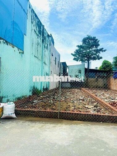 lô đất 100m2 đường 22 Linh Đông gần chợ Tam Hà sổ hồng tiện xây vp cty