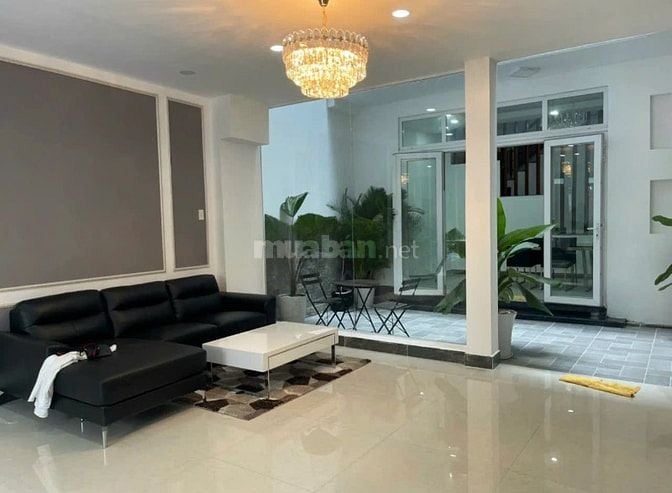 NHÀ NGỘP ( BANK ) 5 TỶ 750 ĐƯỜNG CÁCH MẠNG THÁNG 8 QUẬN 10 - DT 79.5M2