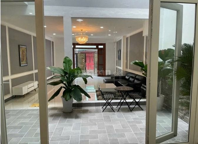 NHÀ NGỘP ( BANK ) 5 TỶ 750 ĐƯỜNG CÁCH MẠNG THÁNG 8 QUẬN 10 - DT 79.5M2