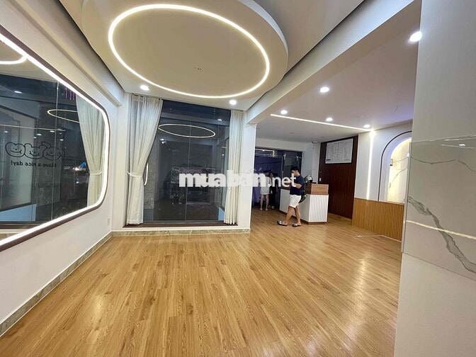 Mặt bằng kinh doanh mới mặt tiền Huỳnh Tấn Phát