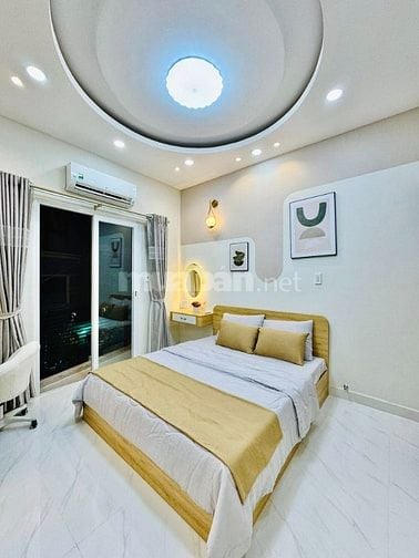 Bán nhà 3 Tầng đúc BTCT - Full nội thất - cách mặt tiền chỉ 20m