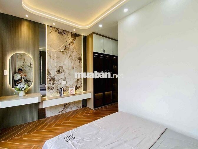 Bán nhà hẻm xe hơi,52 m2 xây 5 tầng chỉ hơn 7 tỷ,Tô Ngọc Vân ,Gò Vấp