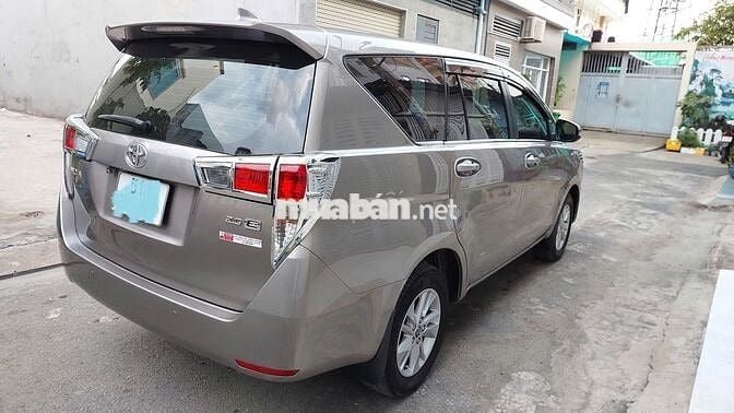 Toyota Innova 2019 E màu đồng ánh kim Chính Chủ
