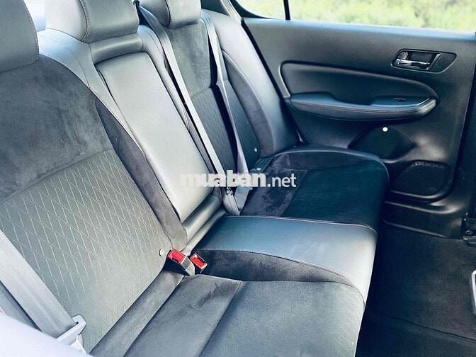 Honda City Trắng Sedan 2023 - Odo 38,000km