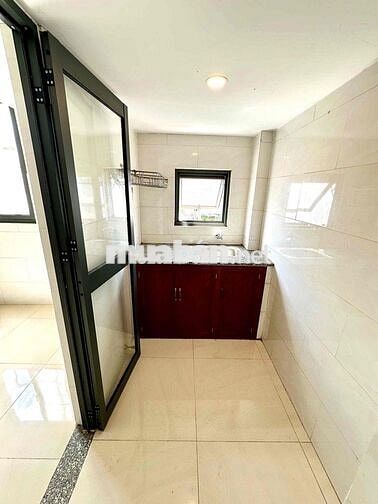 DUPLEX BAN CÔNG,CỬA SỔ,GÁC CAO RỘNG,GẦN SÂN BAY , F15 TÂN BÌNH