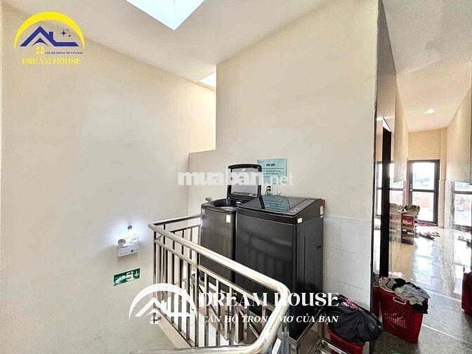 DUPLEX BAN CÔNG,CỬA SỔ,GÁC CAO RỘNG,GẦN SÂN BAY , F15 TÂN BÌNH