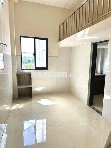 DUPLEX BAN CÔNG,CỬA SỔ,GÁC CAO RỘNG,GẦN SÂN BAY , F15 TÂN BÌNH