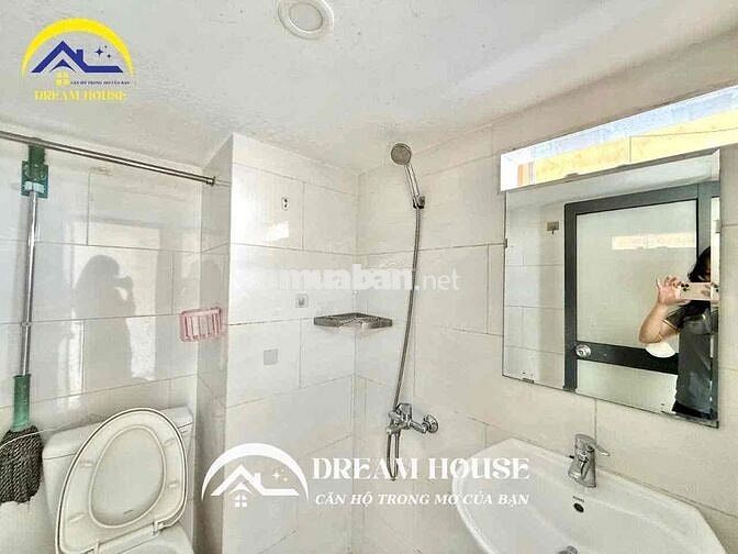 DUPLEX BAN CÔNG,CỬA SỔ,GÁC CAO RỘNG,GẦN SÂN BAY , F15 TÂN BÌNH