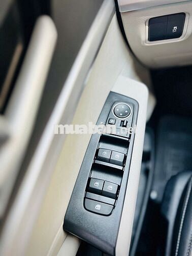 Kia Carens 2025 1.5G Luxury - 5000 km (SIÊU LƯỚT)