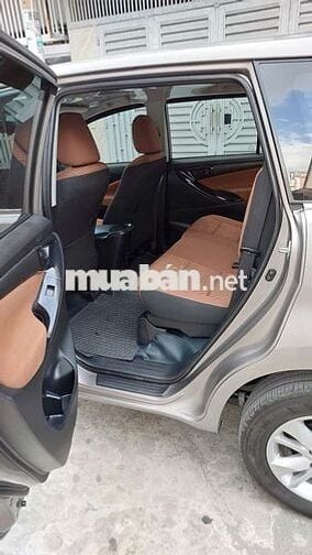 Toyota Innova 2019 E màu đồng ánh kim Chính Chủ
