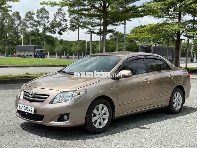 Toyota Corolla Altis 2010 1.8G AT - 65000 km