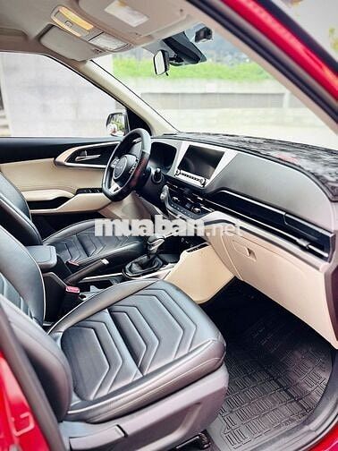 Kia Carens 2025 1.5G Luxury - 5000 km (SIÊU LƯỚT)