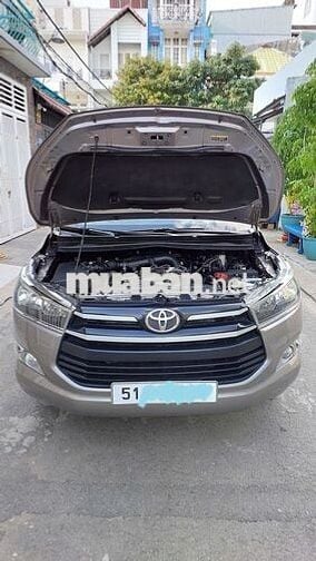 Toyota Innova 2019 E màu đồng ánh kim Chính Chủ