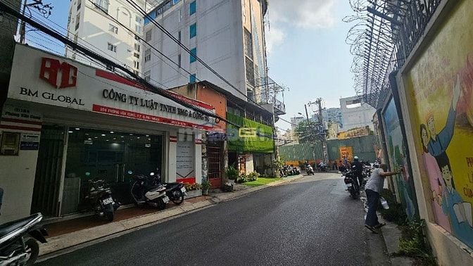 BÁN GẤP MẶT TIỀN ĐƯỜNG PHÙNG VĂN CUNG PHÚ NHUẬN 6x23m, NỞ HẬU 9M