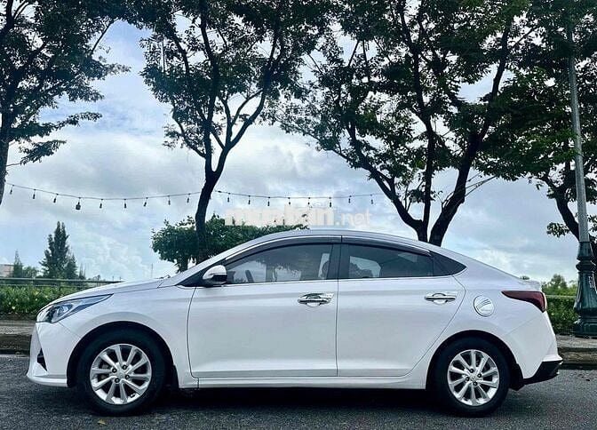 Hyundai Accent 2021 1.4 AT - 80000 km