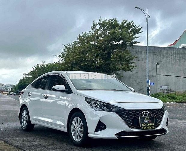 Hyundai Accent 2021 1.4 AT - 80000 km