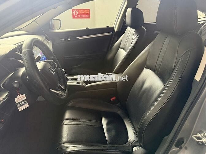 🔥HONDA CIVIC 1.8E 2018 🔥