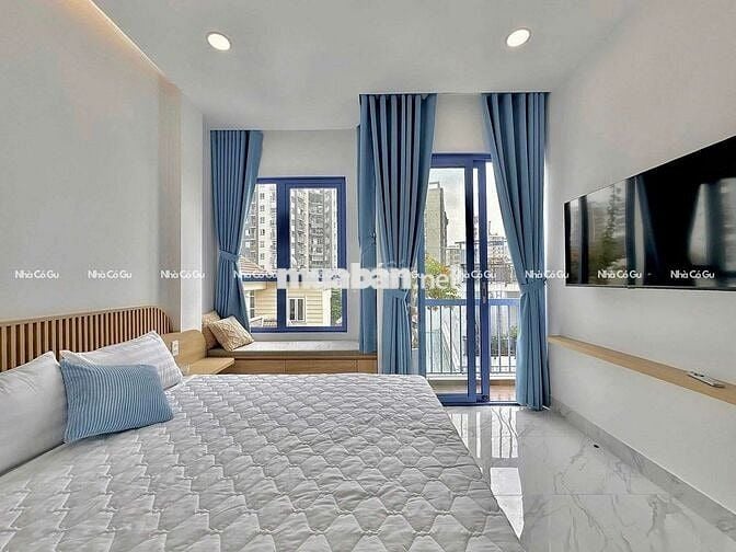Căn hộ full nội thất ban công thoáng mát Trần Hưng Đạo Quận 1