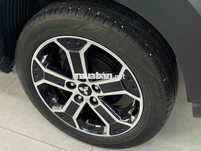 Mitsubishi Xpander 2020 Cross 1.5 AT - 12000 km