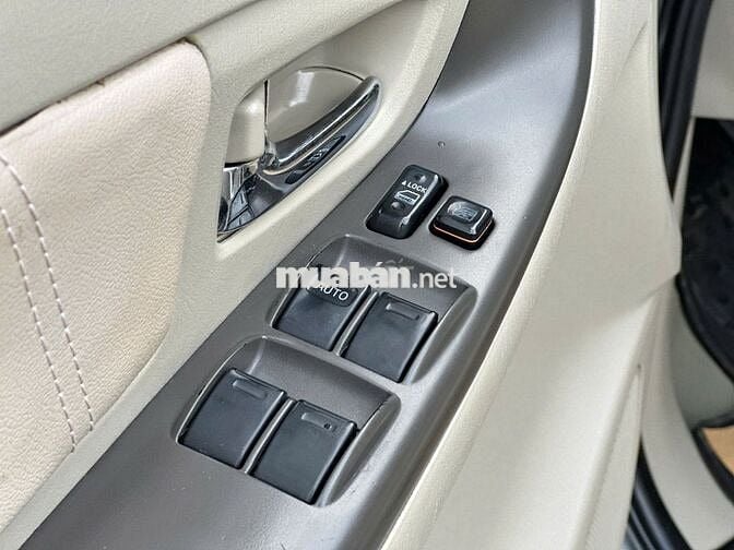 Toyota Innova  2015 G