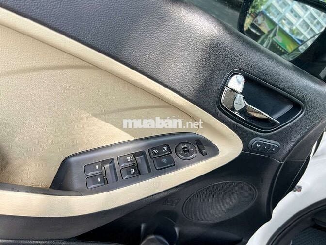 Kia Cerato 2016 1.6 AT
