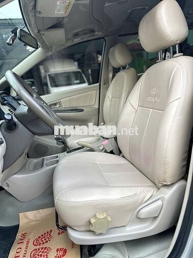 Toyota Innova  2015 G