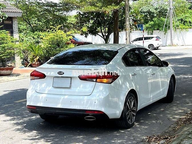Kia Cerato 2016 1.6 AT