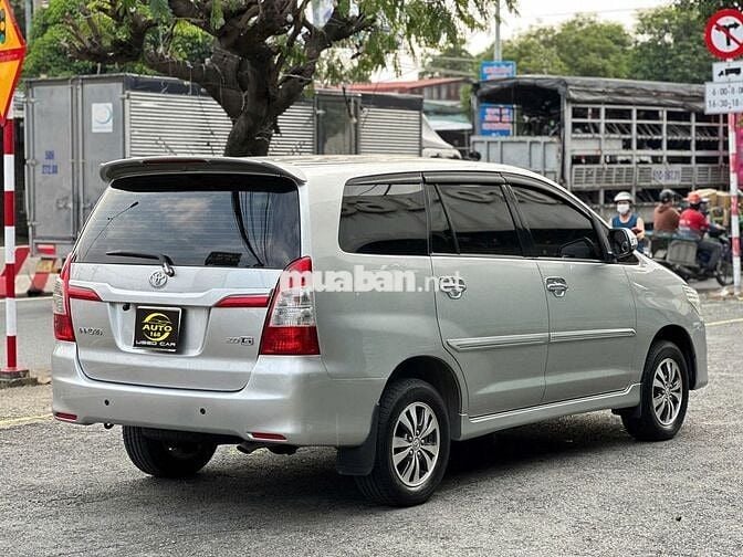Toyota Innova  2015 G