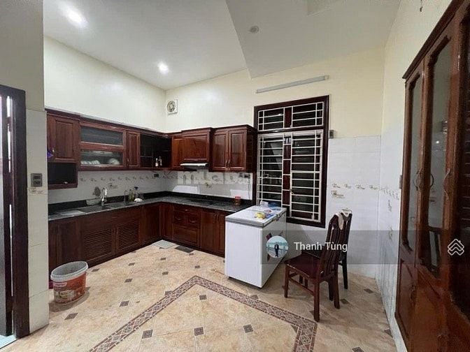 Nhà 5,5T vị trí đẹp khu P/Lô vip Chùa Láng vỉa hè ngõ rộng 8m DT 51,5m