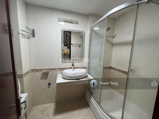 Nhà 5,5T vị trí đẹp khu P/Lô vip Chùa Láng vỉa hè ngõ rộng 8m DT 51,5m