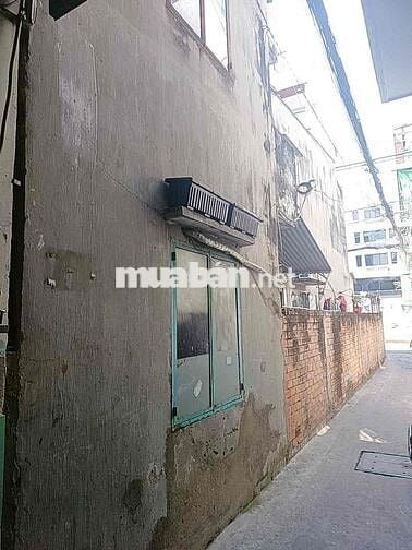 BÁN ĐẤT TẶNG NHÀ CẤP 4 - SÁT KHU ĐẤT VÀNG HILM LAM