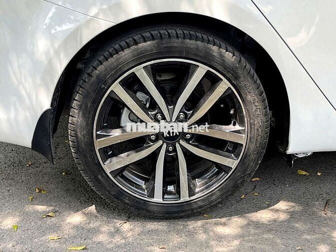Kia Cerato 2016 1.6 AT